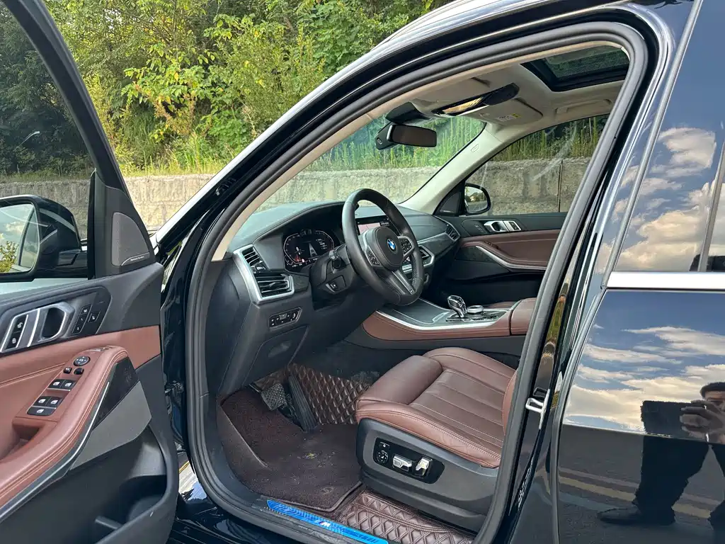 BMW X5 (Import) — фото 4