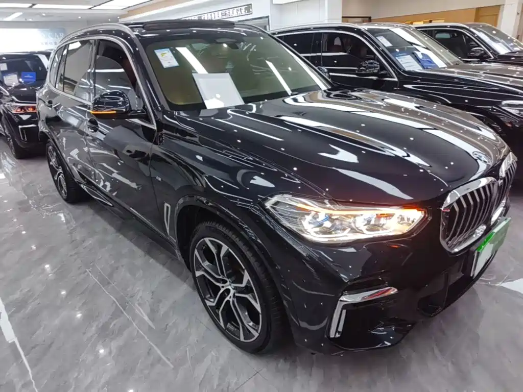 BMW X5 — фото 22