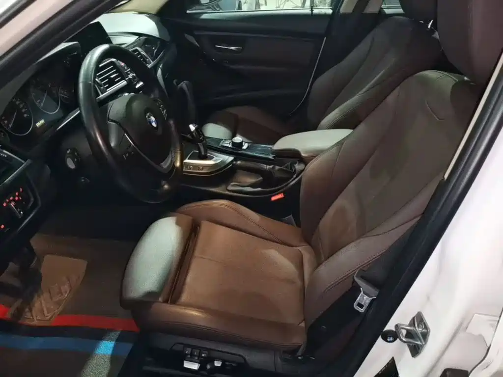 BMW 3 Series — фото 15
