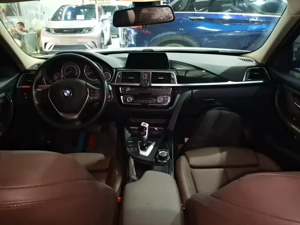BMW 3 Series — фото 10