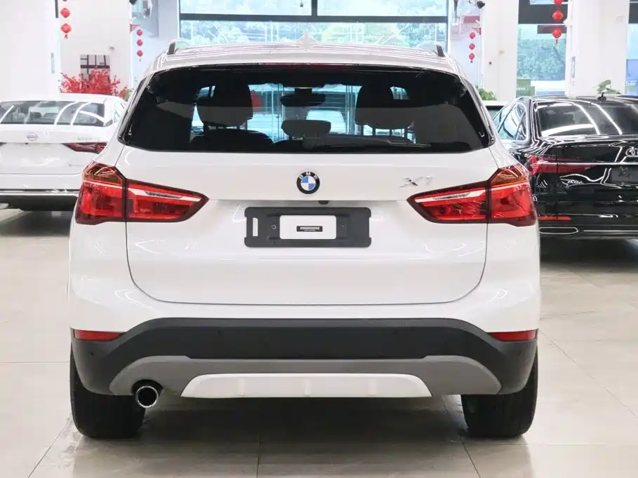 BMW X1 — фото 4