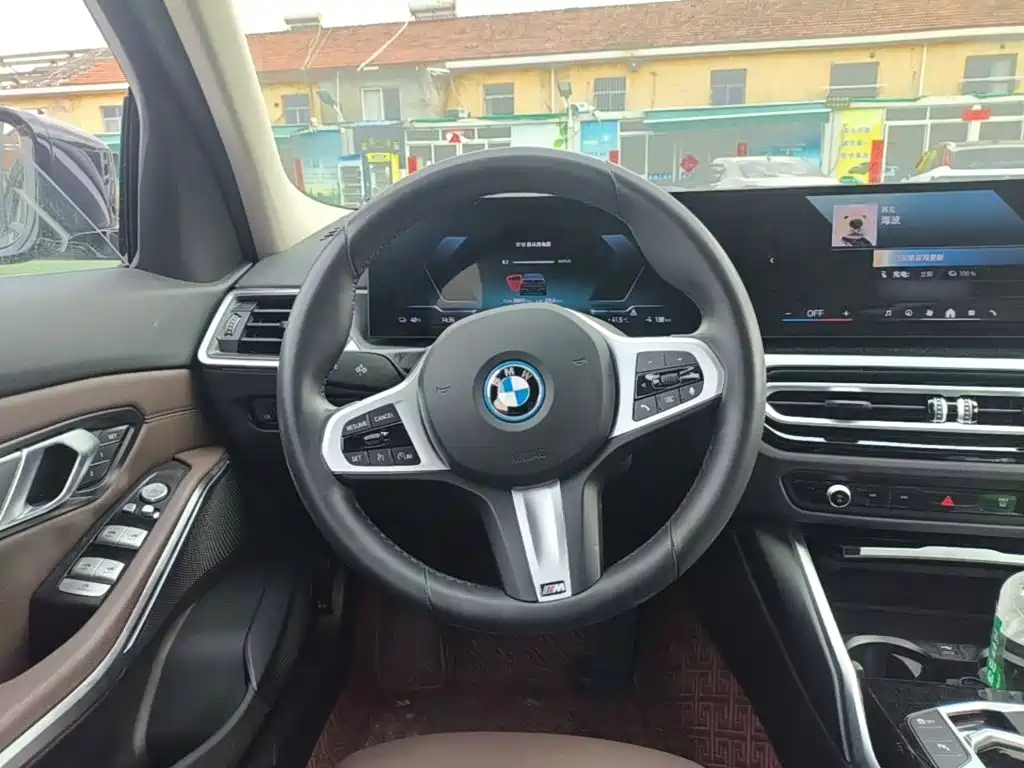 BMW i3 — фото 11