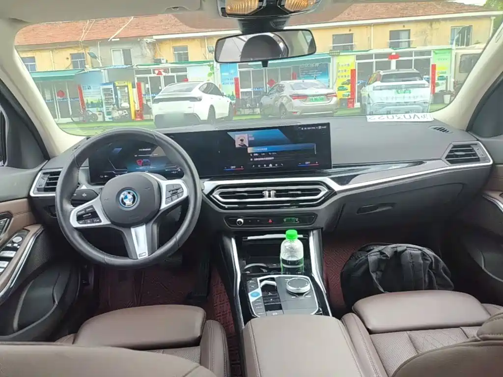BMW i3 — фото 10