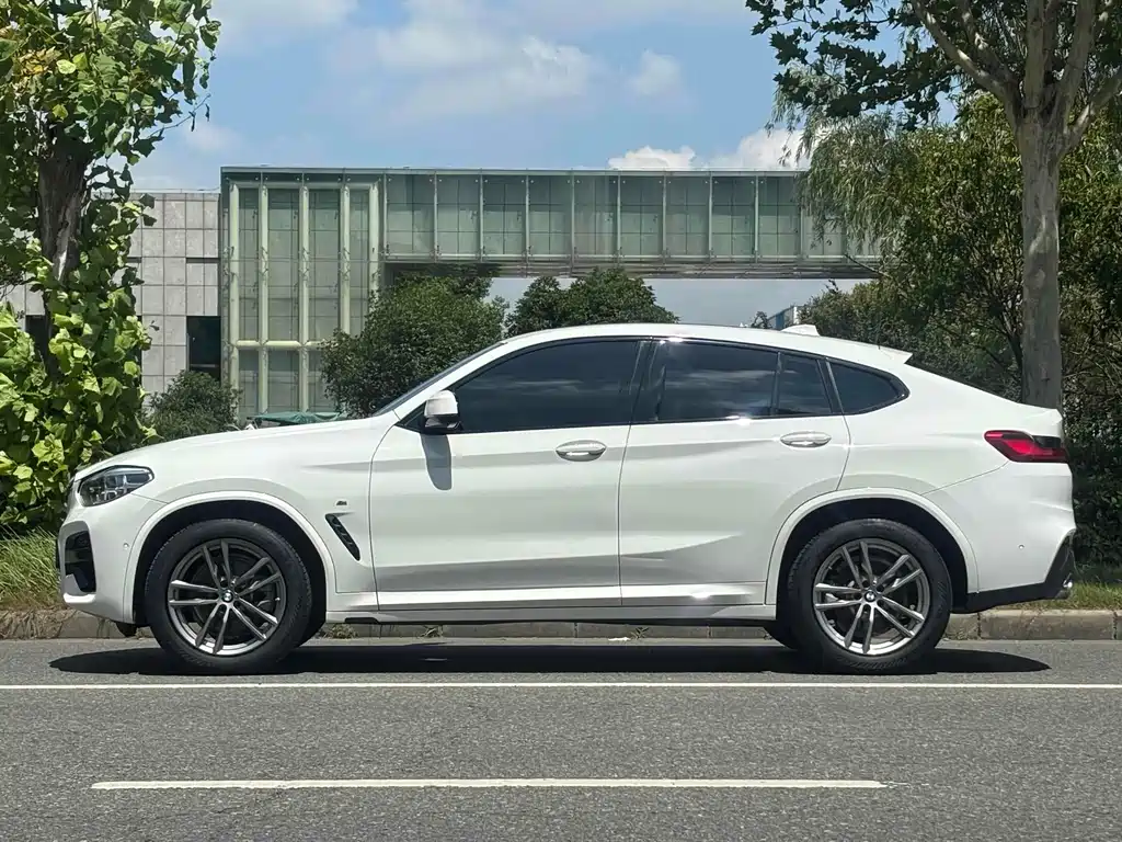 BMW X4 — фото 3