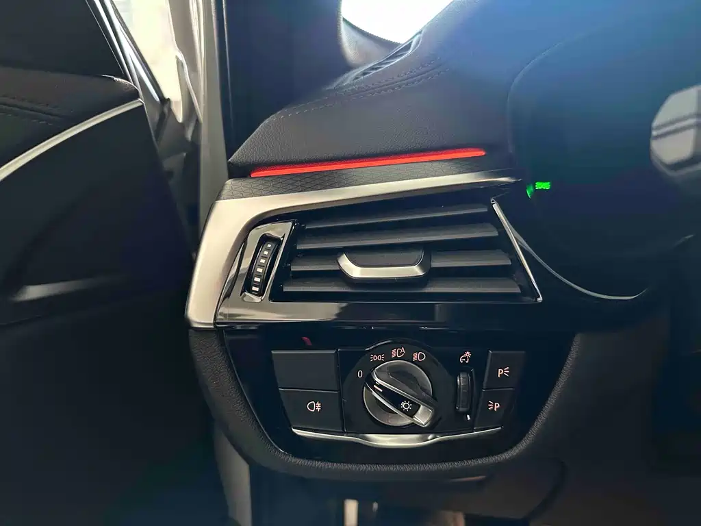 BMW 5 Series (Import) — фото 10