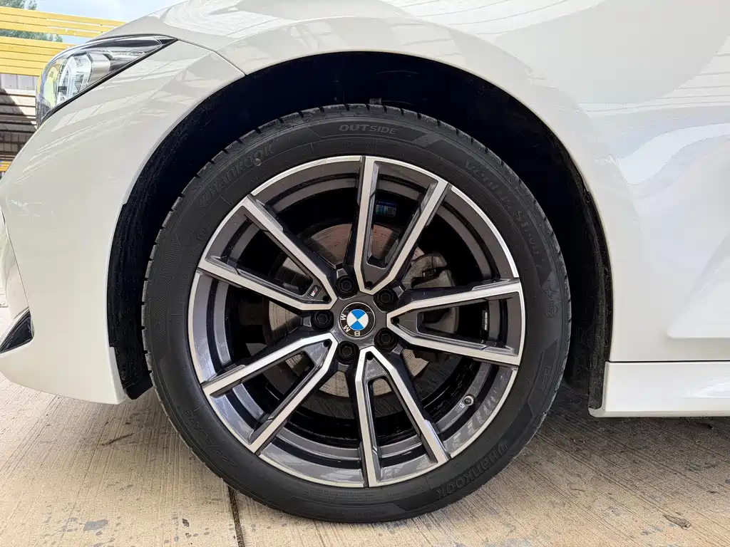 BMW 3 Series — фото 15
