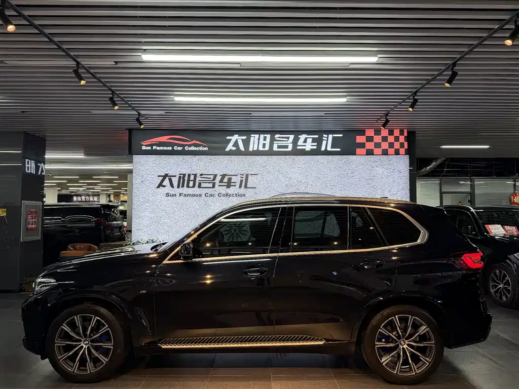 BMW X5 (Import) — фото 5
