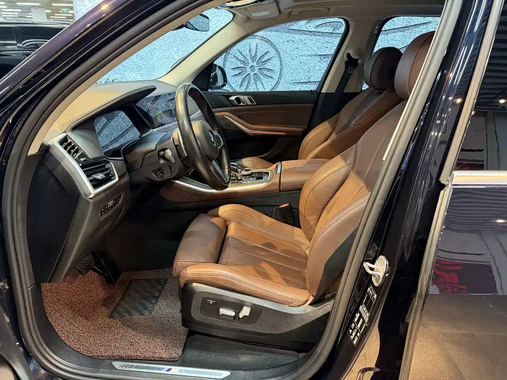 BMW X5 (Import) — фото 6
