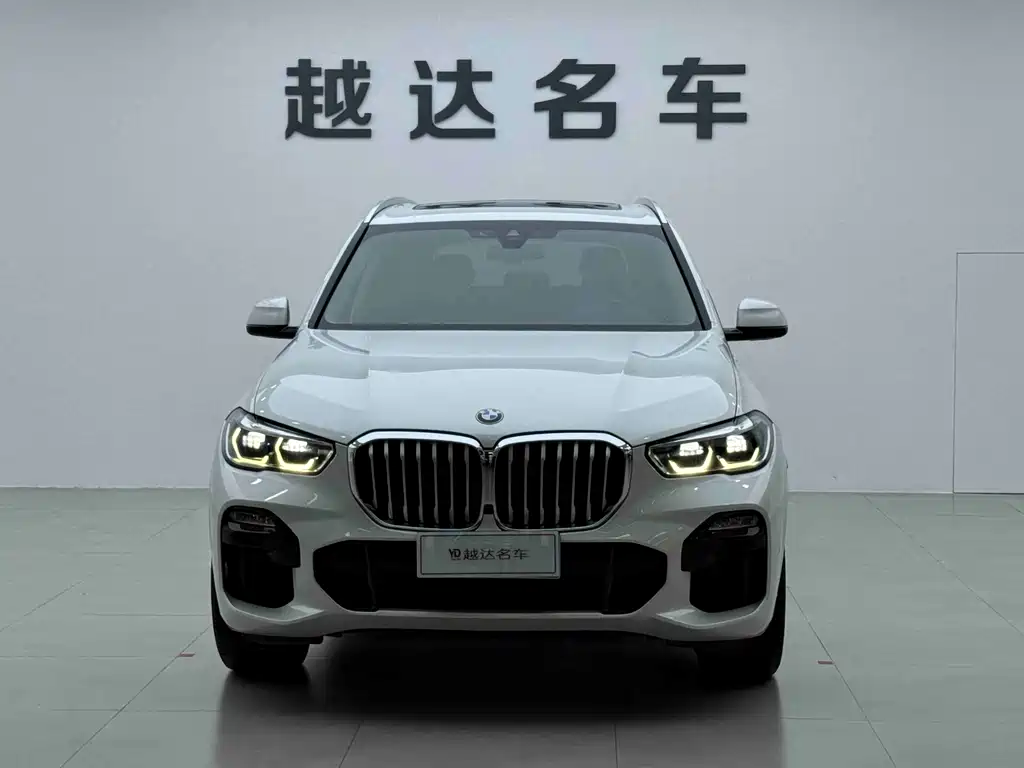 BMW X5 (Import) — фото 2