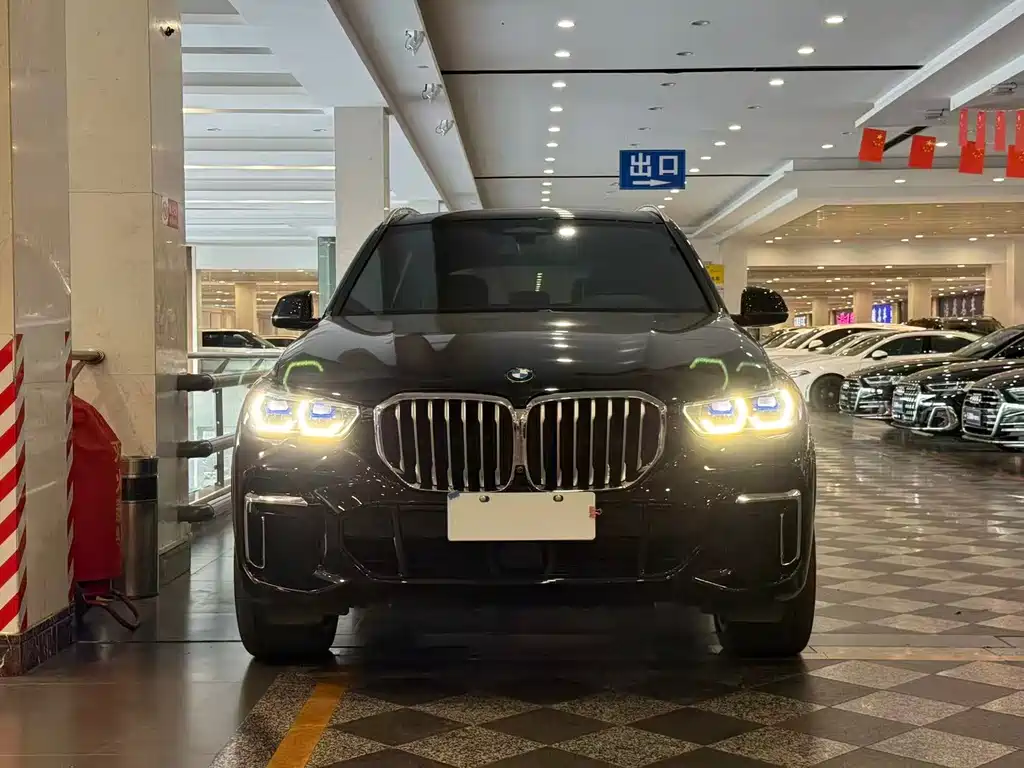 BMW X5 — фото 2
