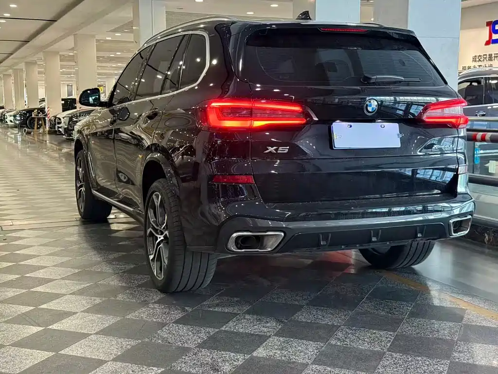 BMW X5 — фото 4