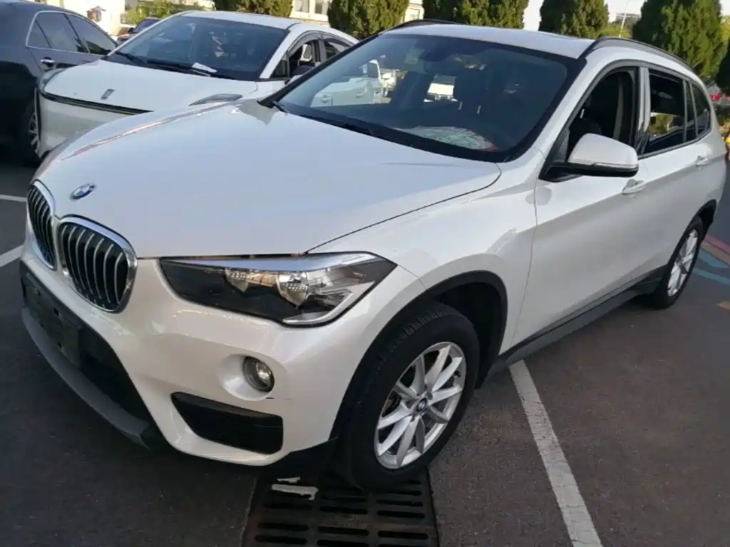 BMW X1 — фото 2