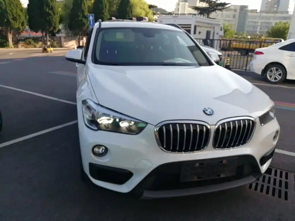 BMW X1 — фото 3