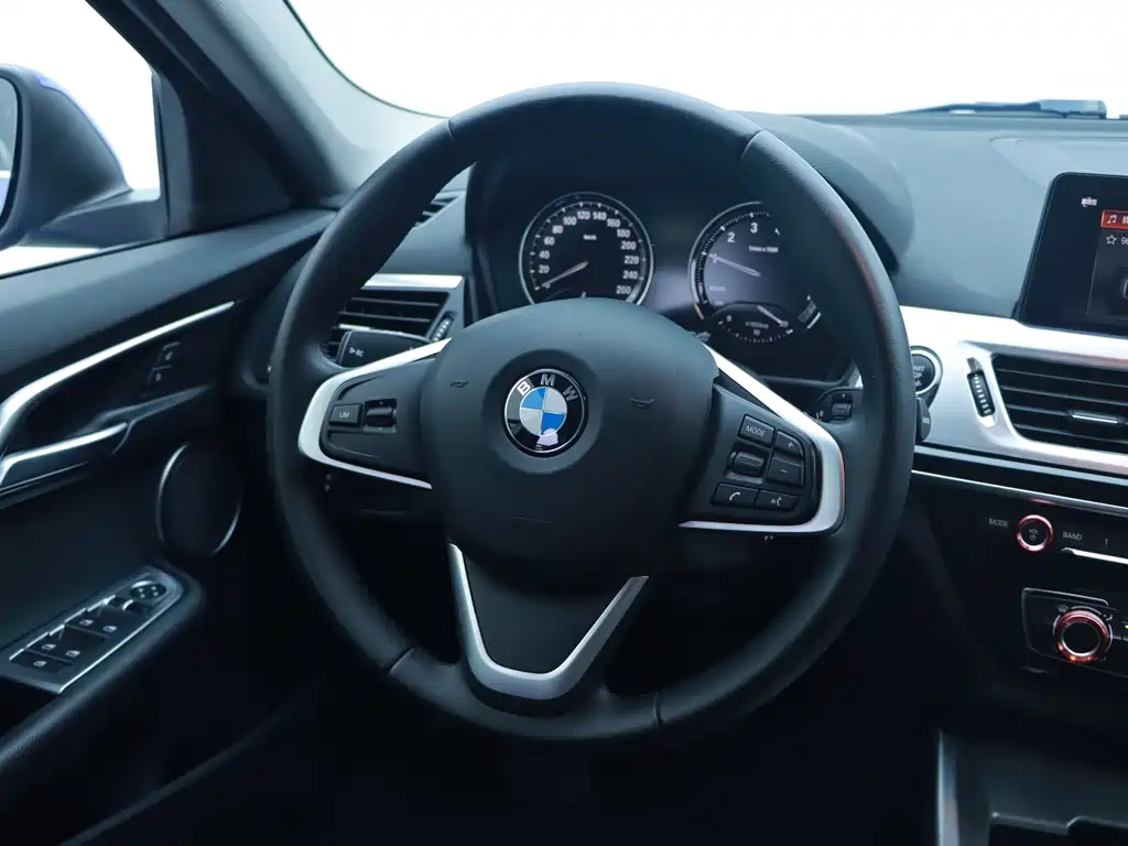 BMW 1 Series — фото 15