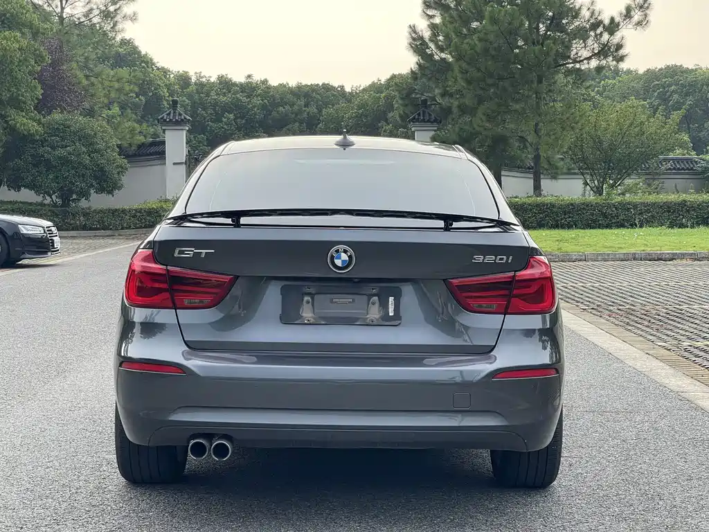 BMW 3 Series GT — фото 9