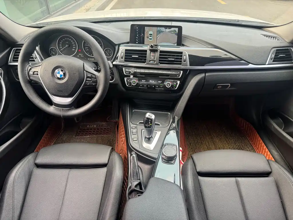 BMW 3 Series — фото 14