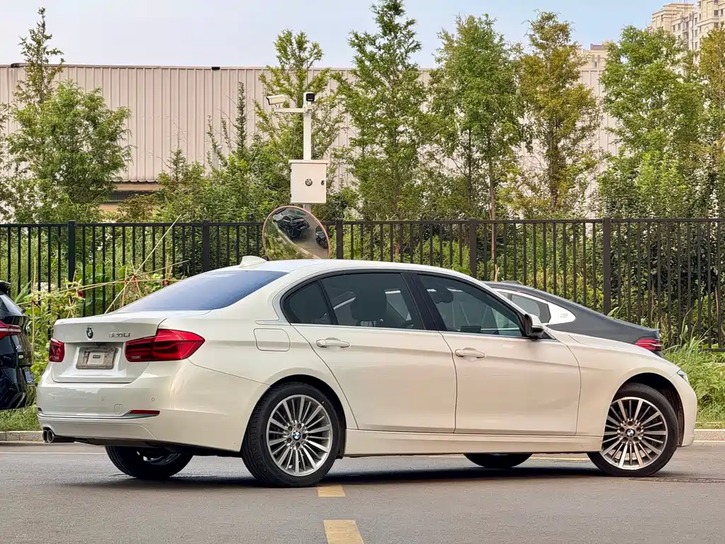 BMW 3 Series — фото 21