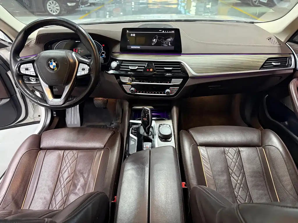 BMW 5 Series New Energy — фото 11