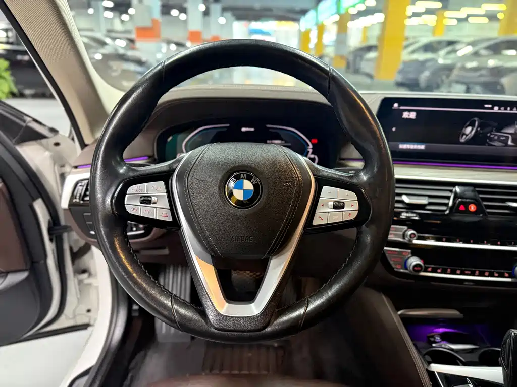 BMW 5 Series New Energy — фото 13