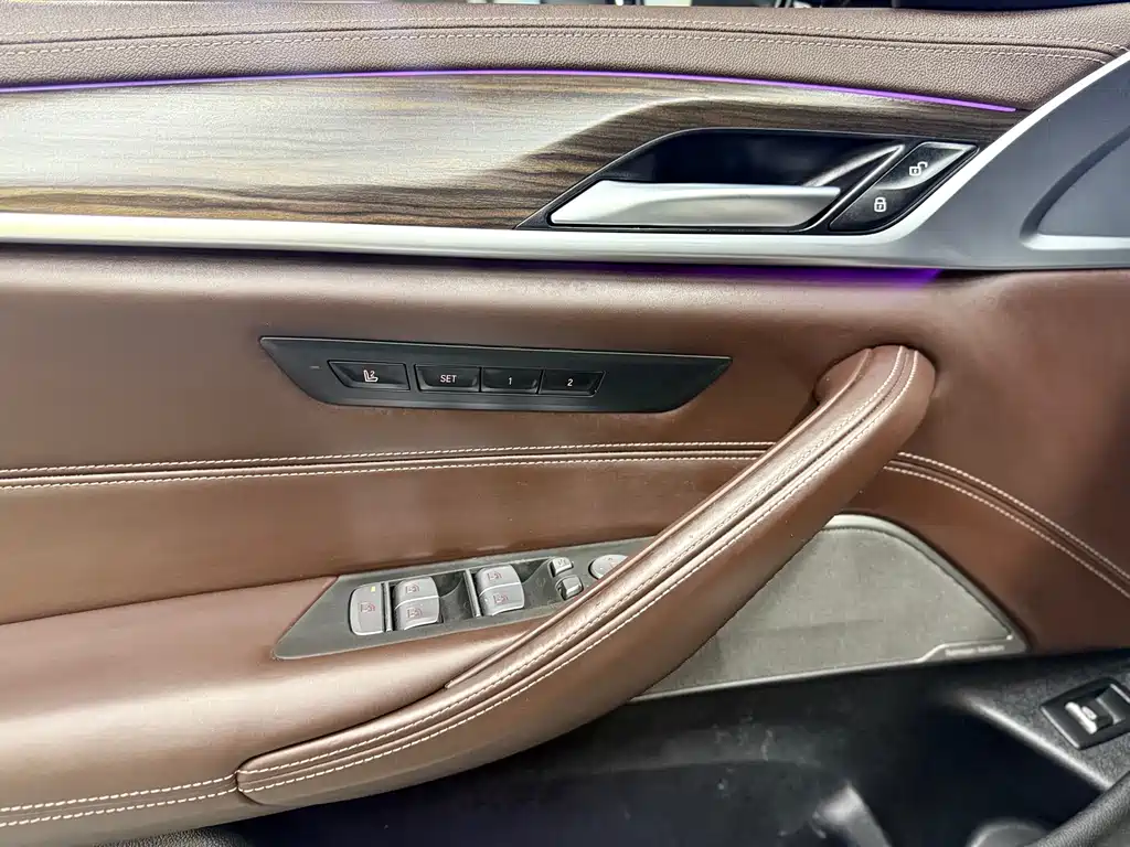 BMW 5 Series New Energy — фото 27