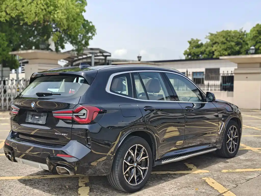 BMW X3 — фото 11