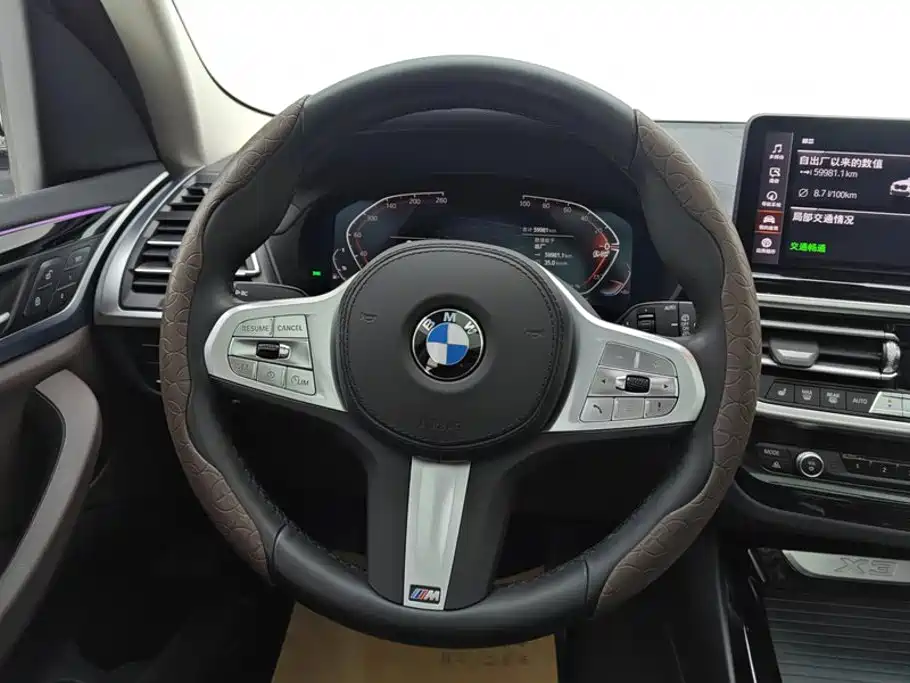BMW X3 — фото 15