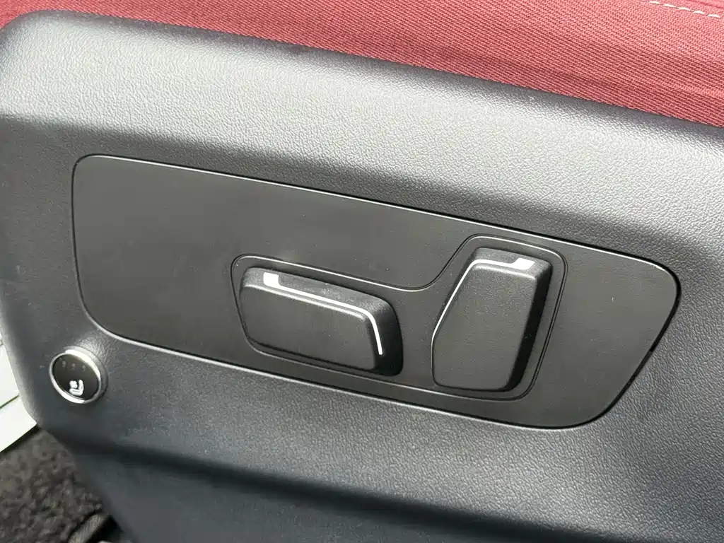 BMW 5 Series — фото 15