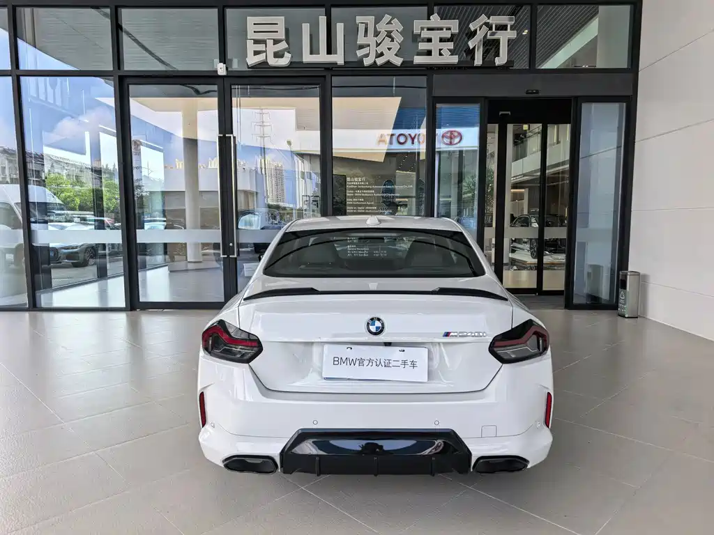 BMW M240i — фото 5