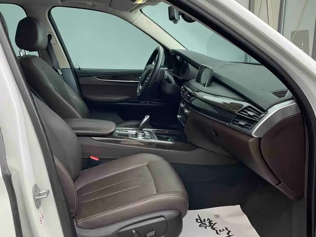 BMW X5 (Import) — фото 26