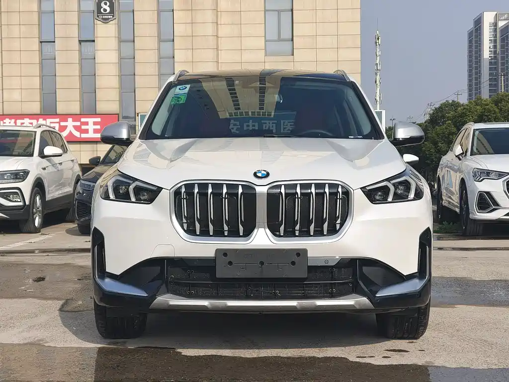 BMW X1 — фото 2