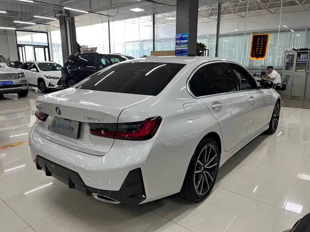 BMW 3 Series — фото 12