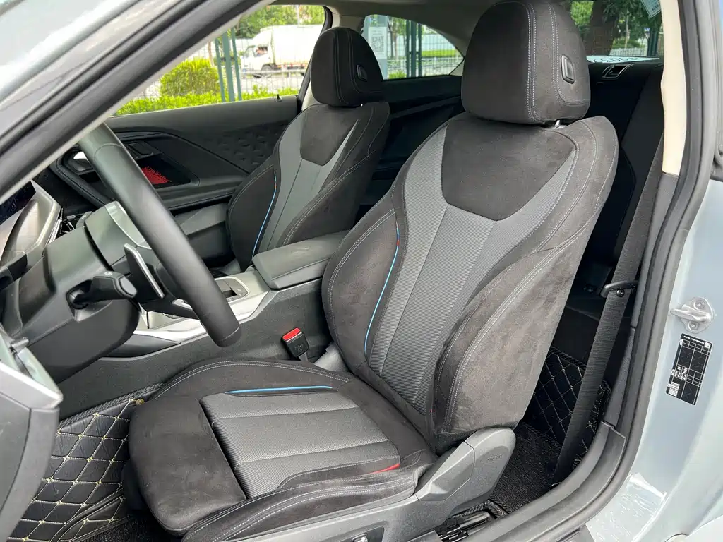 BMW 2 Series (Import) — фото 23