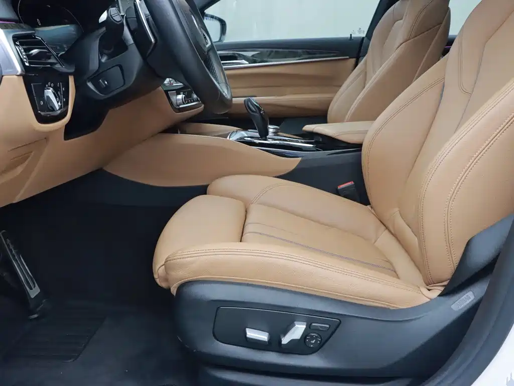 BMW 6 Series GT — фото 5