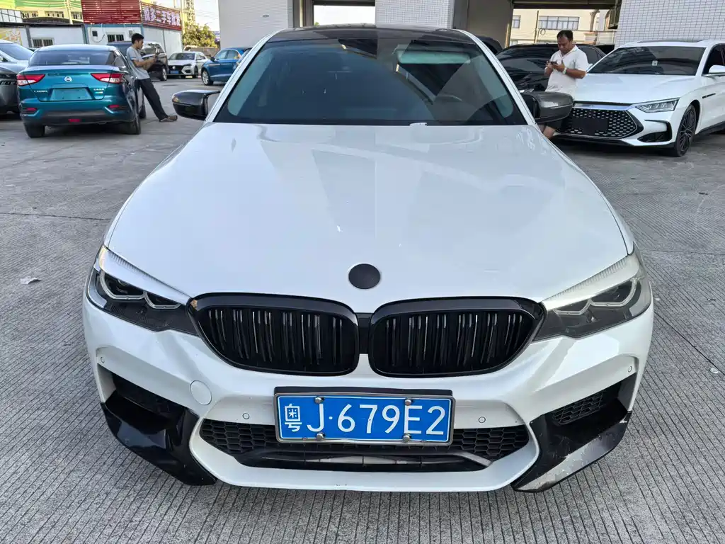 BMW 5 Series — фото 5