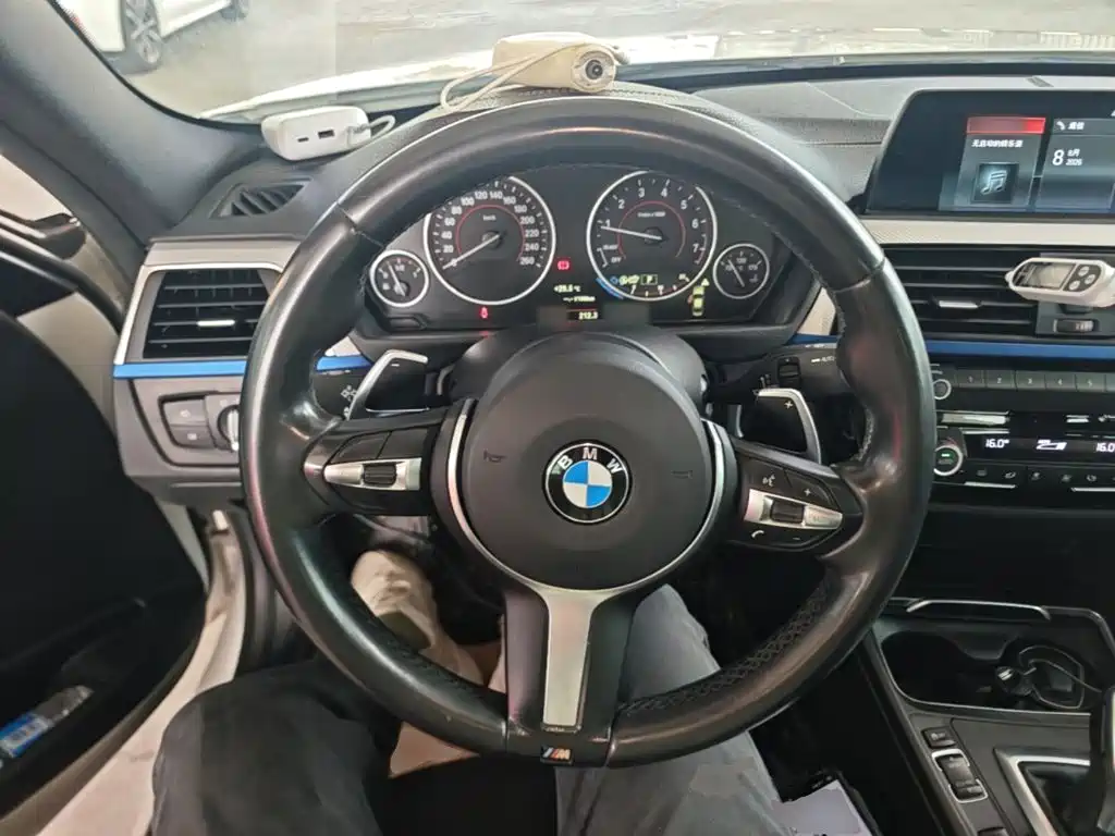 BMW 3 Series — фото 11