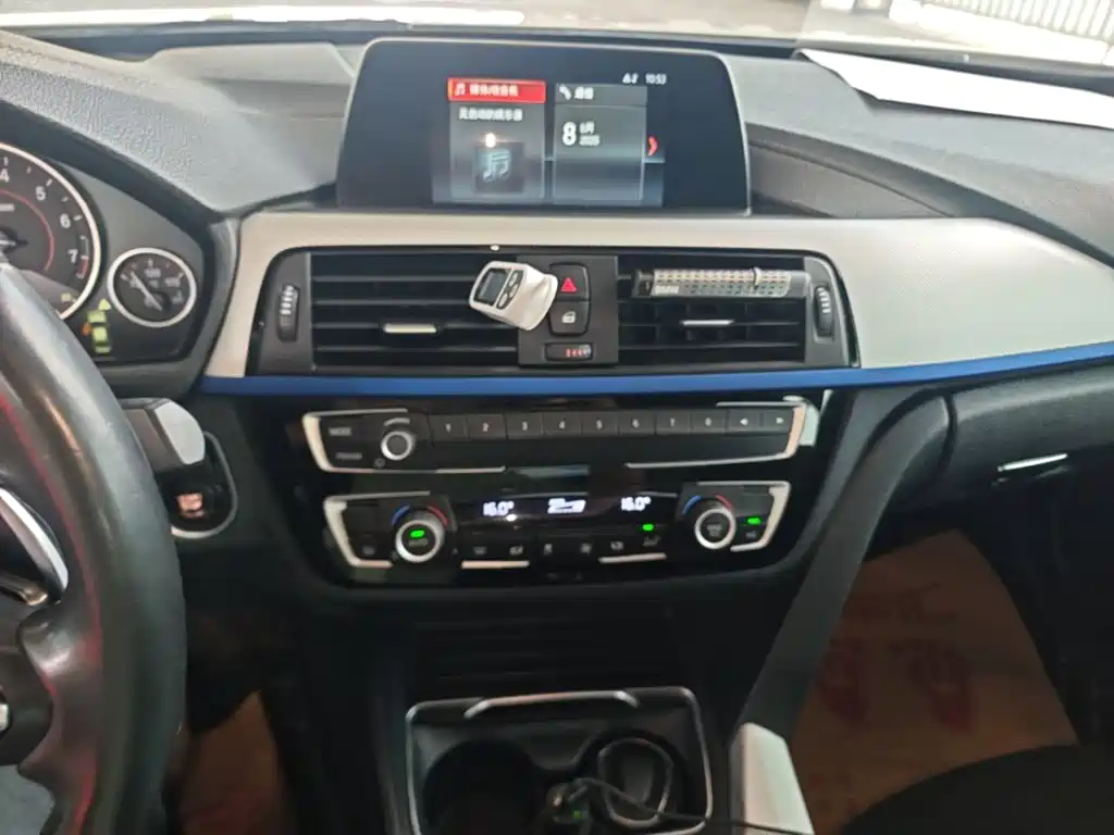 BMW 3 Series — фото 13