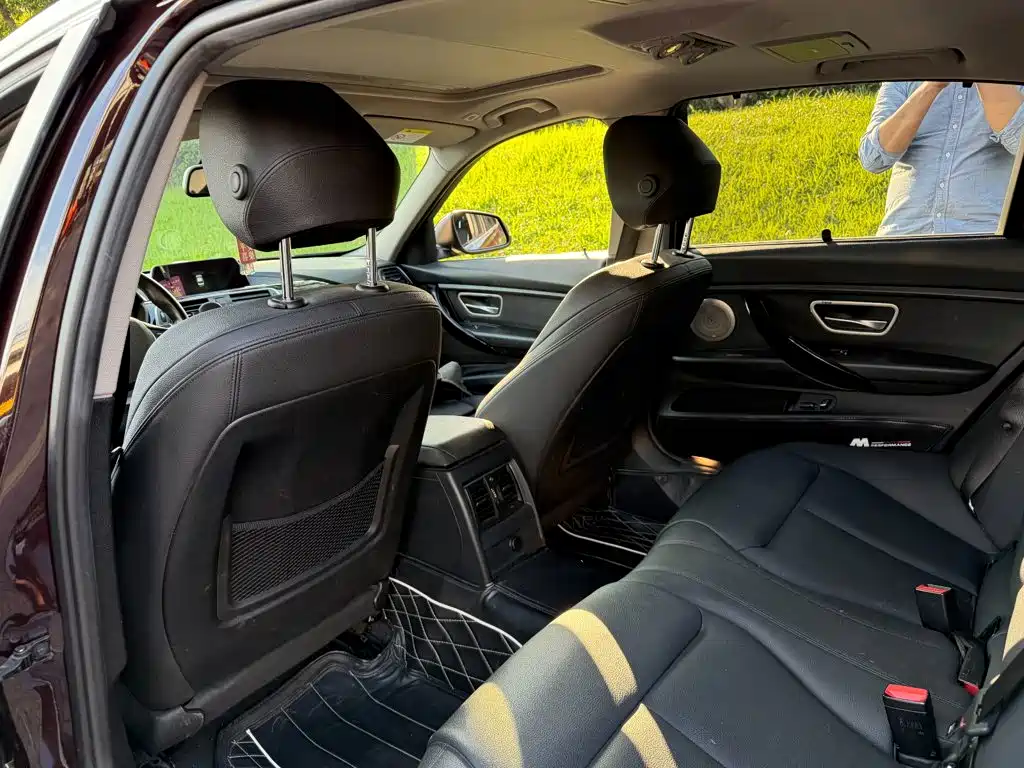 BMW 3 Series — фото 11
