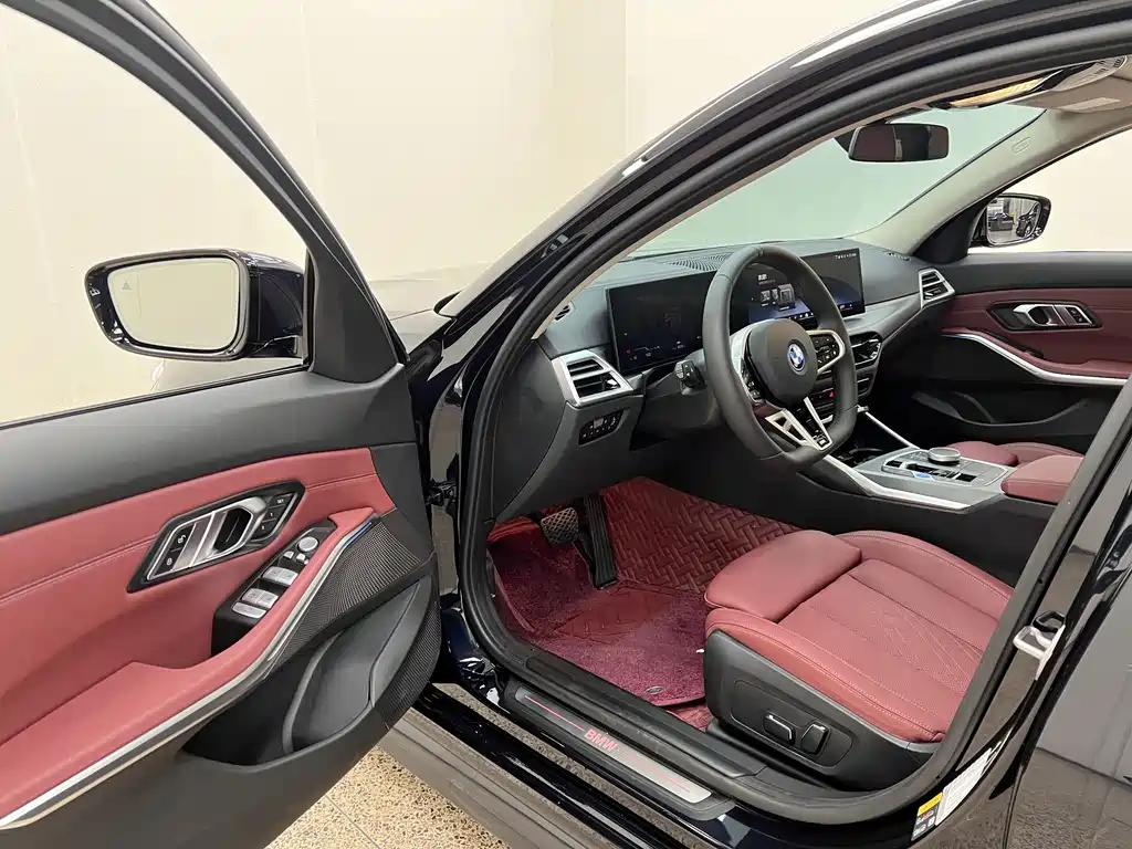 BMW i3 — фото 13