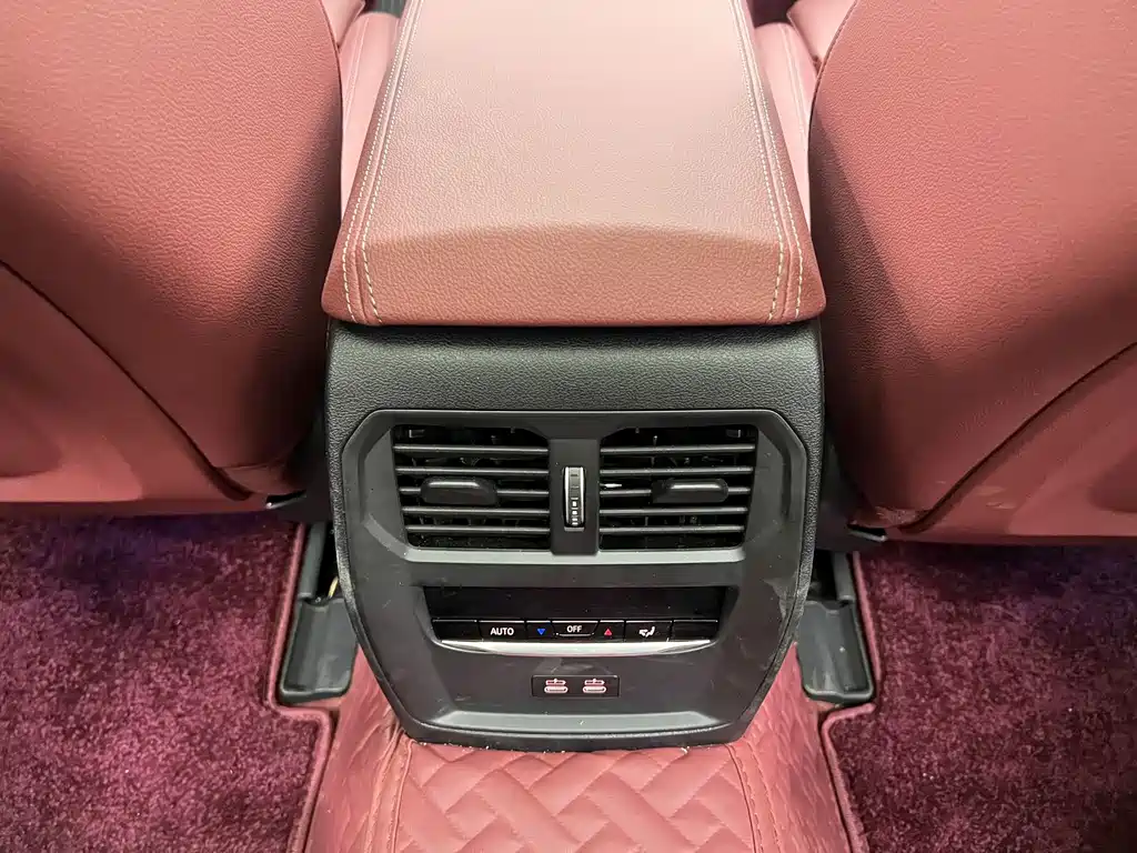 BMW i3 — фото 18