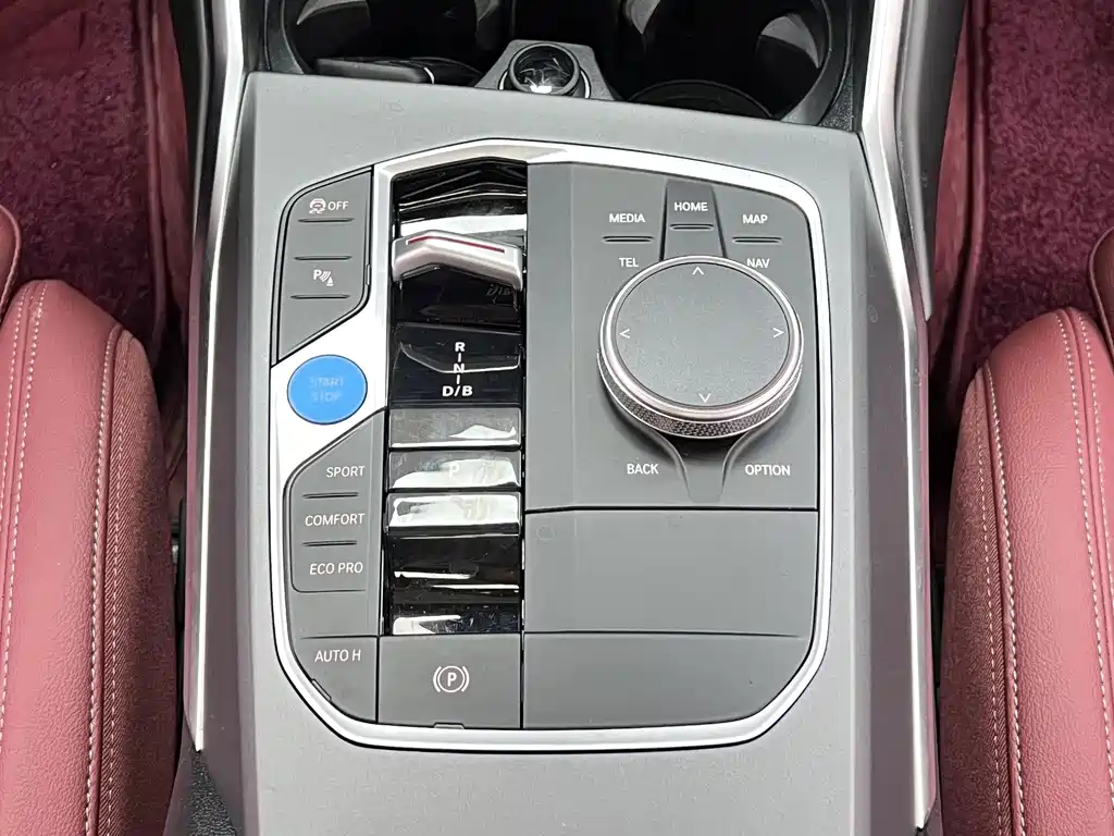 BMW i3 — фото 25