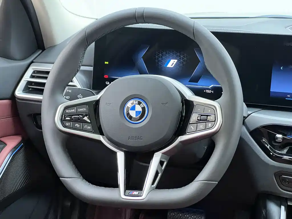 BMW i3 — фото 29