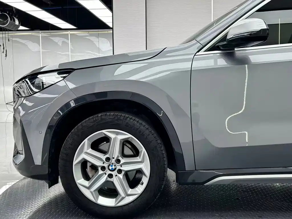 BMW X1 — фото 8
