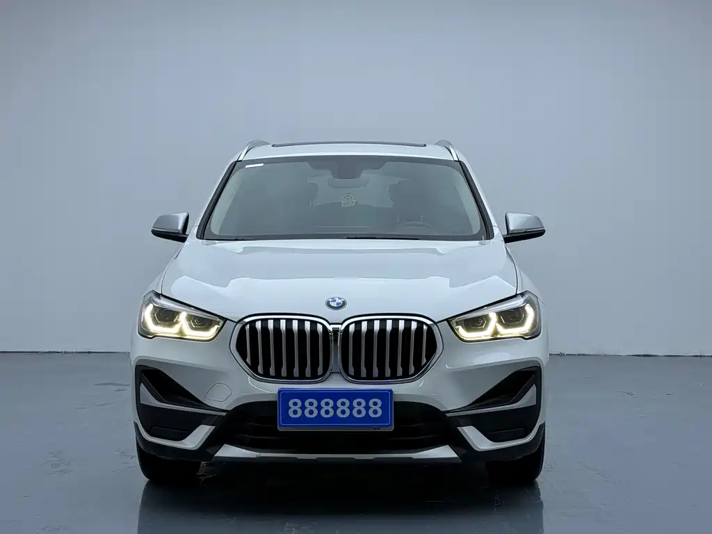 BMW X1 — фото 2