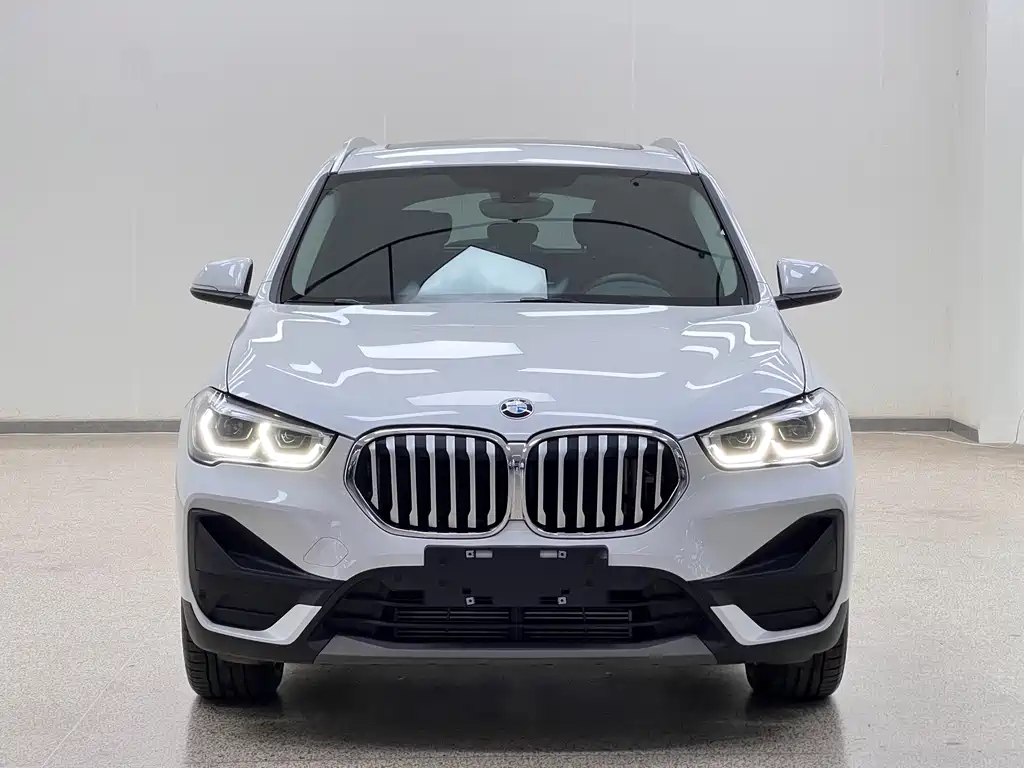 BMW X1 — фото 2
