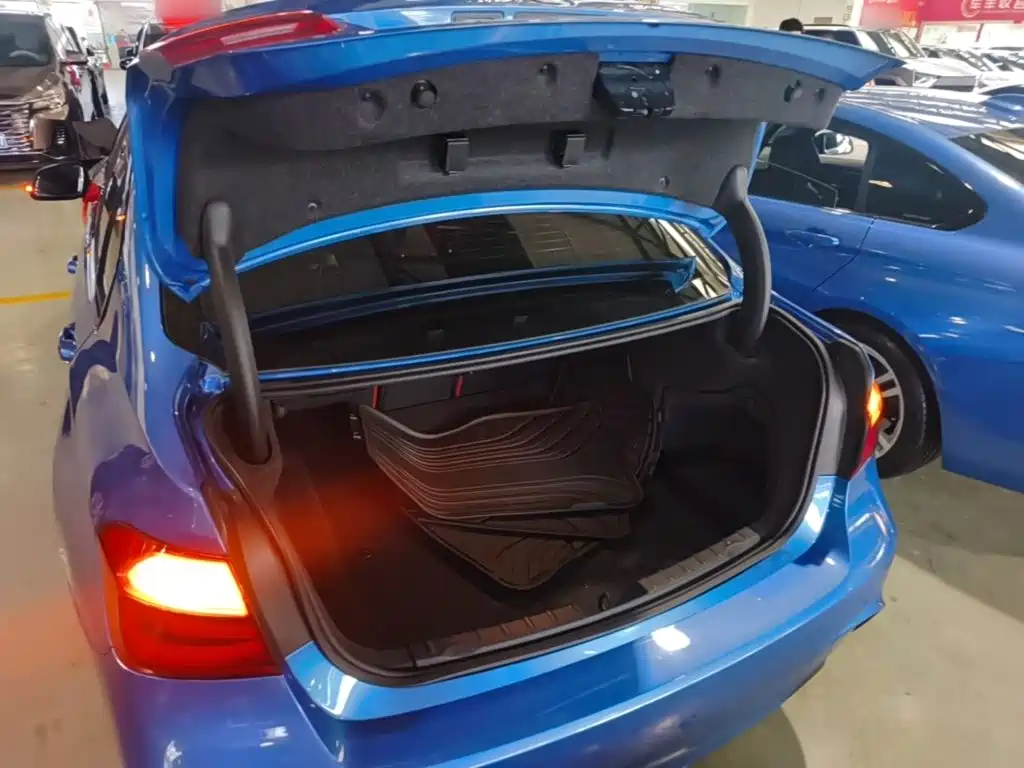 BMW 3 Series — фото 19
