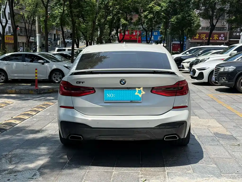 BMW 6 Series GT — фото 11
