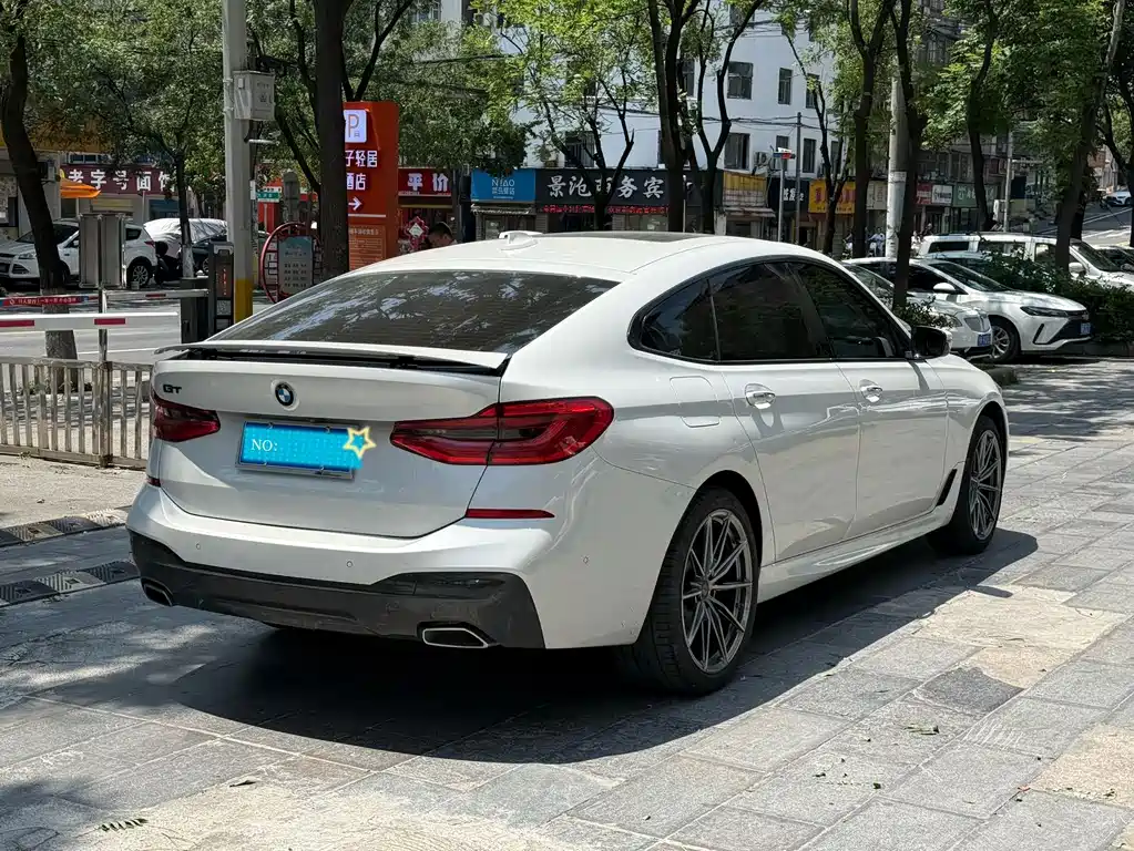 BMW 6 Series GT — фото 12