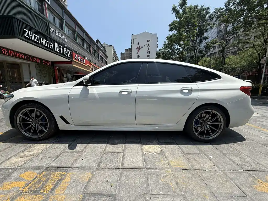 BMW 6 Series GT — фото 8