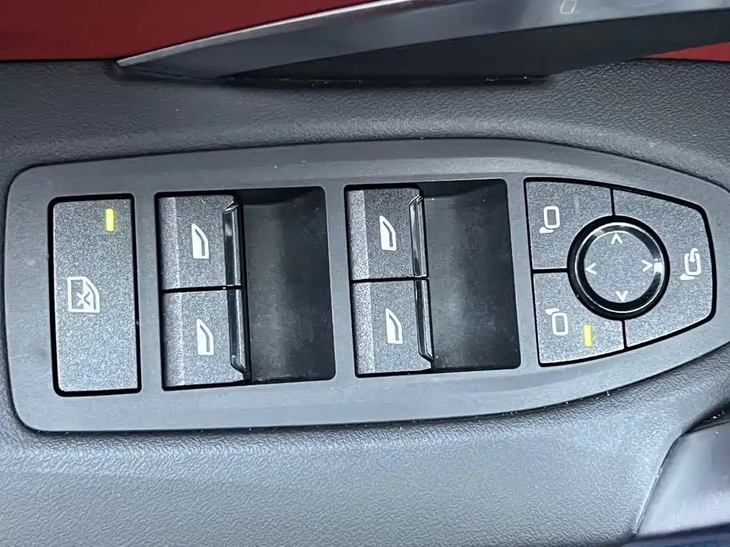 BMW X1 — фото 14