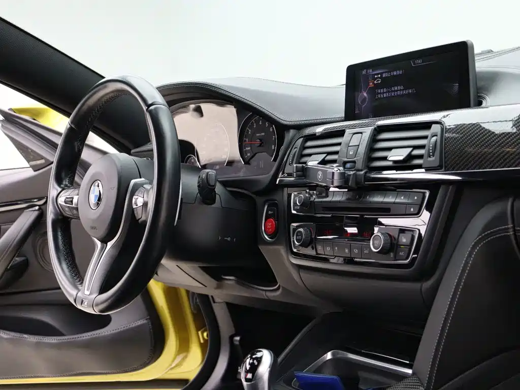 BMW M4 — фото 11